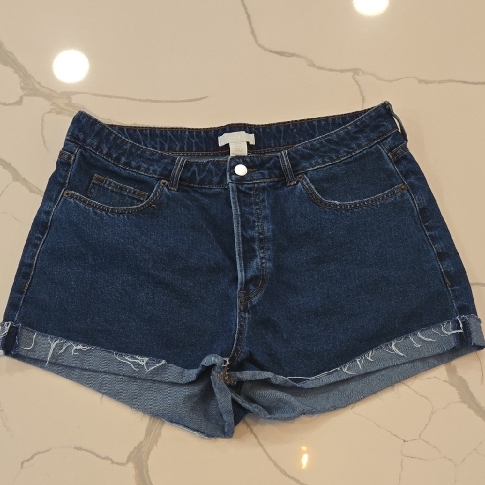 H&M Button Fly Cuffed Frayed Denim Shorts Blue Size 14